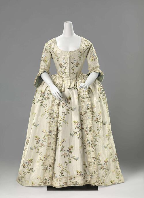 Wedding dress of flowered silk