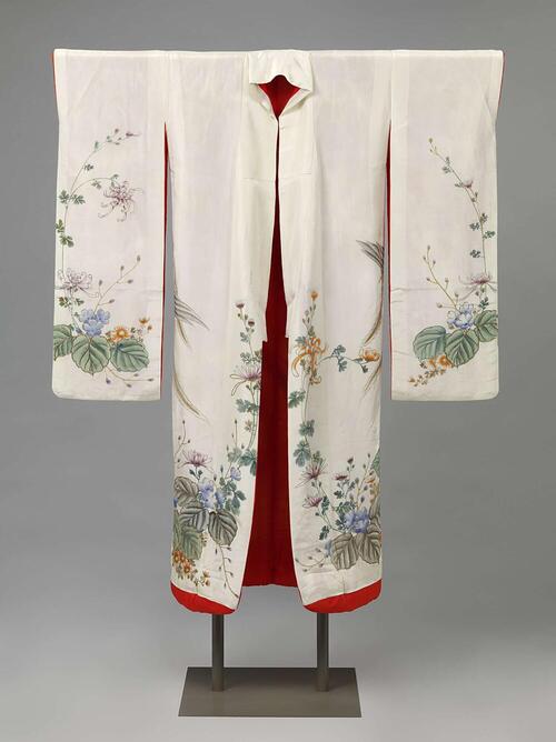 Uchikake met feniks, paulownia en chrysanten