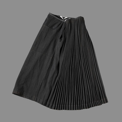 Plooirok, geplooide skort